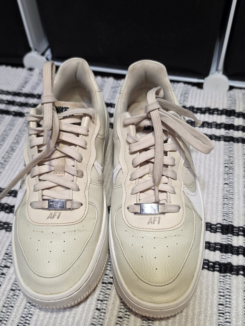 Nike Air Force 1 '07 Sail Cream Leather Sneakers Women's 8.5 - Picture 3 of 5